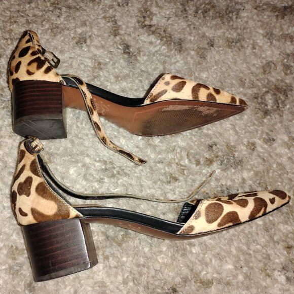 NOWT Women's Textured Sandals - Picture 3 of 7